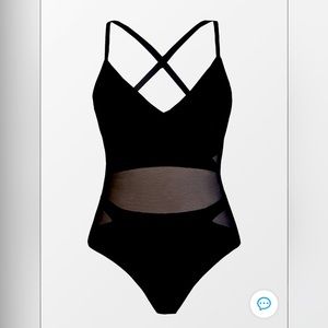 Tabria Majors x Cupshe Love Los Angeles Swimsuit